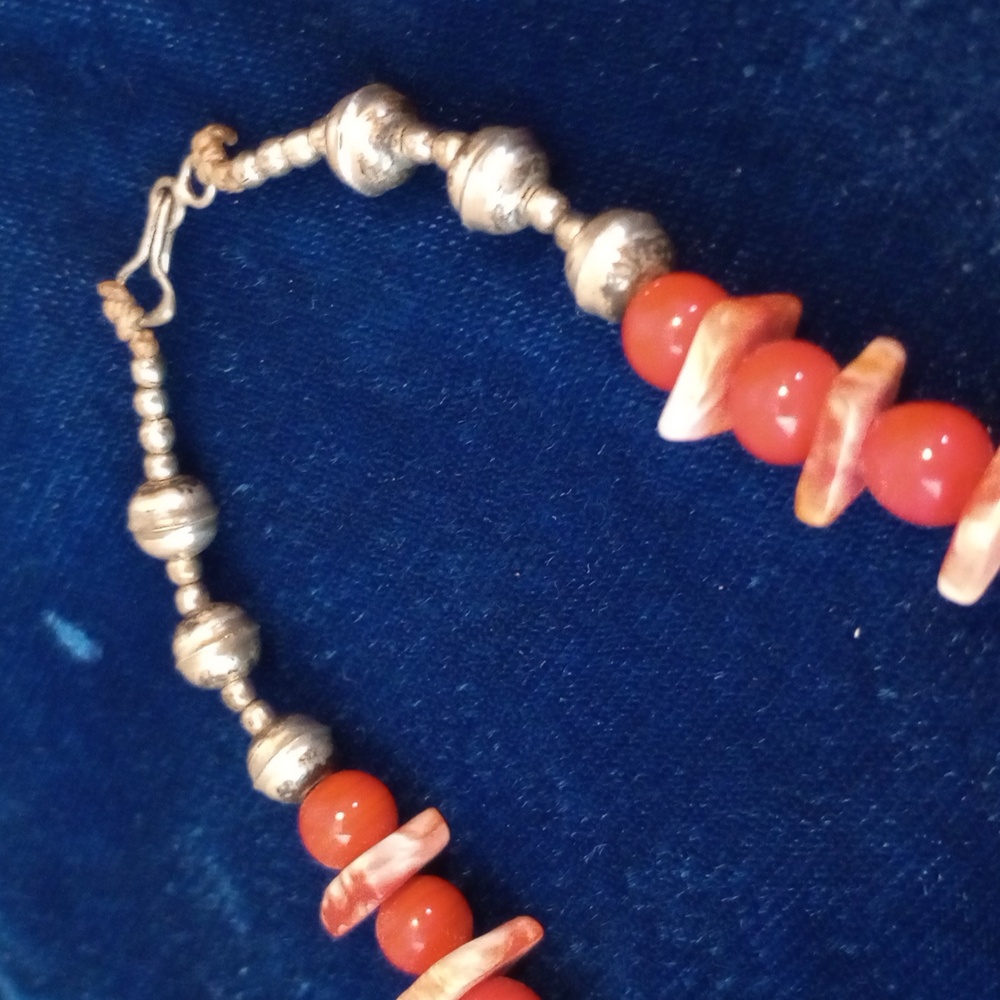Native American Sterling Silver Orange Coral & Spiny Oyster Shell Necklace 20" - Picture 7 of 13